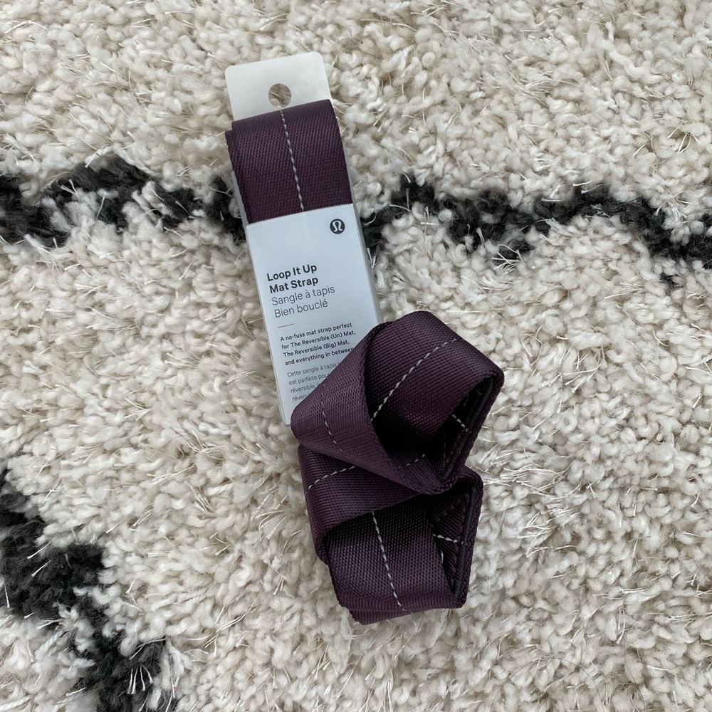 Lululemon Loop It Up Mat Strap